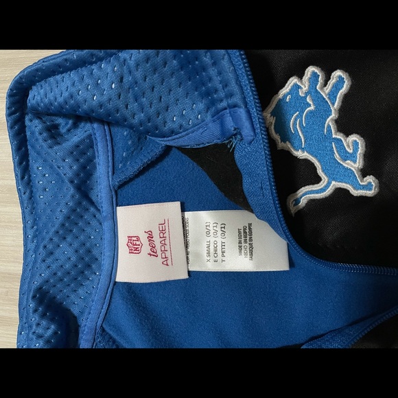 Detroit Lions Jacket - Picture 5 of 5